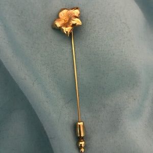 Rare vintage stick pin flower.